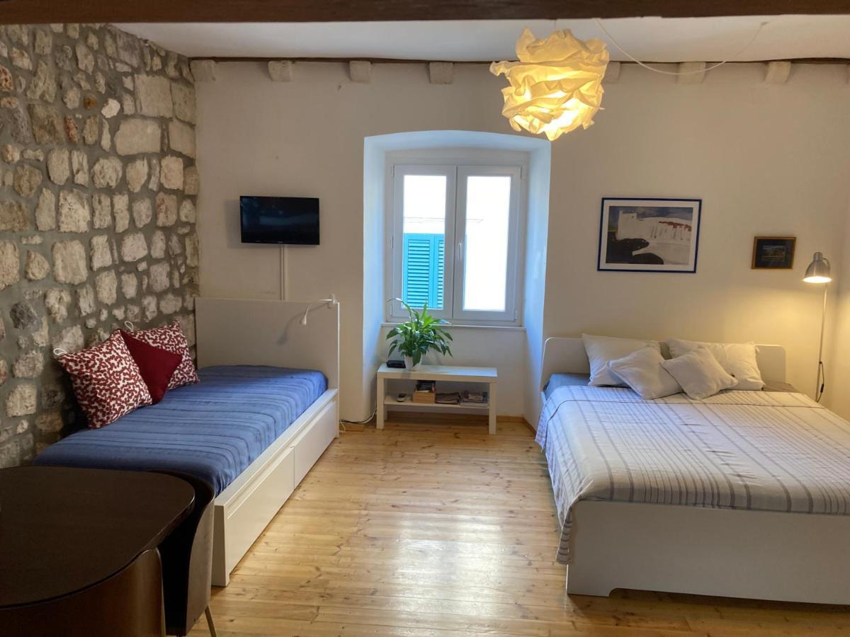 Apartment Naval دوبروفينك المظهر الخارجي الصورة